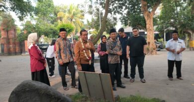 Keluarga Besar Pramono  Kunjungi Situs Ndalem Pojok Persada Sukarno Kediri