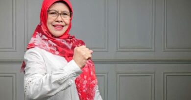 Hj.Elin Suharliah : BumDes Jadi Roda Perekonomian.