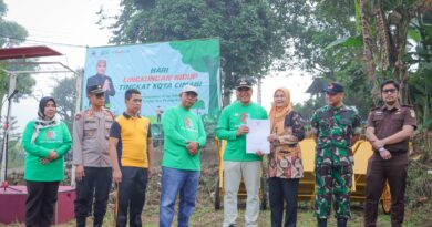 RESTORASI LAHAN EKS TPA LEUWIGAJAH, PEMKOT CIMAHI GELAR SERANGKAIAN ACARA PERINGATAN HARI LINGKUNGAN HIDUP SEDUNIA