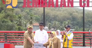 Presiden Jokowi Resmikan Sejumlah Infrastruktur di Jabar