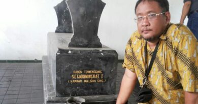 Tan Jin Sing, Rachmat dan Paimin Penemu Candi Borobudur bukan Raffles