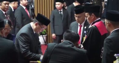 Uung Tanuwijaya, Erick Dharmajaya, Christian Julianto Budiman dilantik kembali jadi anggota DPRD Kota Bandung 2024-2029