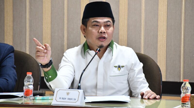 Pelantikan DPRD Jawa Barat 2024-2029, Oleh Soleh Mengingatkan Pekerjaan Rumah Dewan Baru