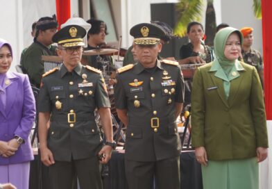 Pangdam III/Slw Hadiri Penutupan Dikreg LII Sesko TNI