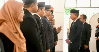 Lantik PNS Jabatan Fungsional, Pesan Bey Machmudin: Junjung Tinggi Integritas