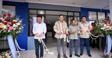 Bey Machmudin Bersama Tiga Menteri Luncurkan Program Penanganan PPKS Perkotaan