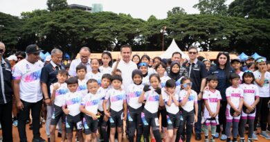 Bey Machmudin Buka Kejurnas Sepatu Roda dan Skateboard Piala Ibu Negara