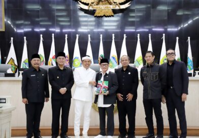 DPRD Jawa Barat Gelar Rapat Paripurna Penyampaian Nota Pengantar LKPJ Gubernur TA 2024 dan Pembentukan Pansus IV