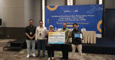 Pemkot Cimahi Meraih Penghargaan Penyetor Premi Terbaik.