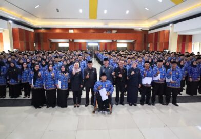 PENYERAHAN SK PPPK DAN KEPALA SEKOLAH KOTA CIMAHI
