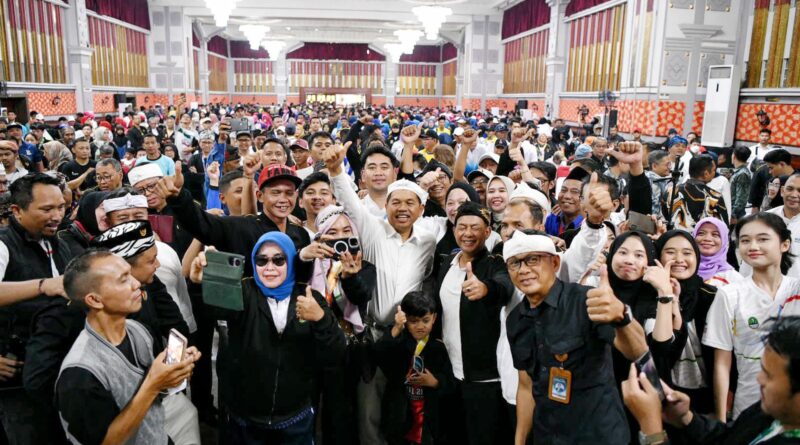 Jabar Back to Back di FORNAS VIII, KDM Umumkan Bonus untuk Peraih Medali