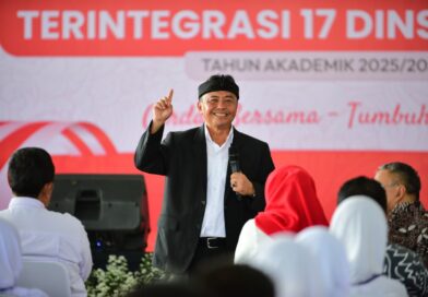 Sekda Herman Suryatman Buka MPLS Sekolah Rakyat Dinsos Jabar