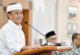 PENANGANAN SAMPAH,  Herman Suryatman: Open Dumping Sampai Akhir Desember 2025