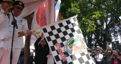 KONVOI VESPA ANTIK MERIAHKAN HUT RI KE-80 DI KOTA CIMAHI.