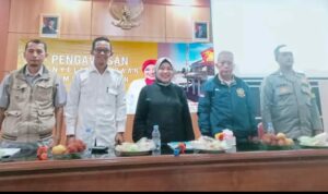 wk ketua komisi 2 di desa sasagaran sukabumi