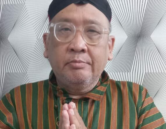 Naiknya Suku Bunga Kredit Menjatuhkan Kelas Menengah ke Jurang yang Dalam