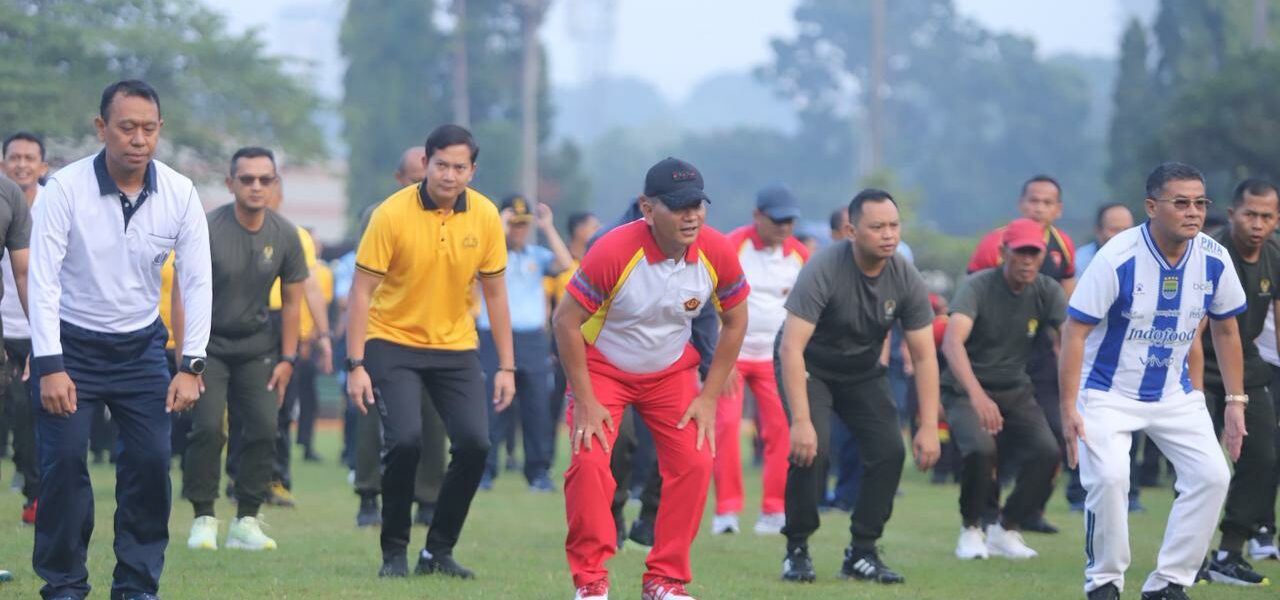 Olahraga Bersama TNI-Polri dan Forkopimda Perkuat Sinergitas di Wilayah Kogartap II/Bandung.