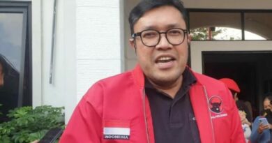 Ono Surono Instruksikan Legislator PDIP Merestrukturisasi APBD, Untuk Pangkas Kunker dan  Sering Turun Ke Dapil.