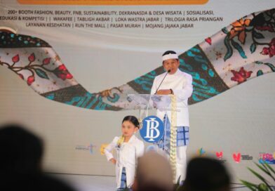 Regenerasi Budaya, Pemerintah Gandeng Pembatik Hingga Penganyam Tradisional Jadi Pengajaran di Jabar