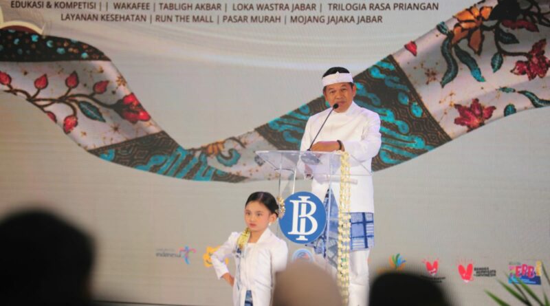 Regenerasi Budaya, Pemerintah Gandeng Pembatik Hingga Penganyam Tradisional Jadi Pengajaran di Jabar
