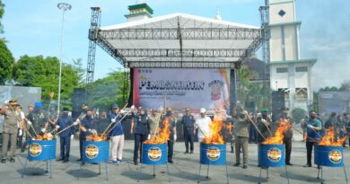 Lebih dari 44 Juta Batang Rokok Ilegal Hasil Penindakan di Jabar Dimusnahkan