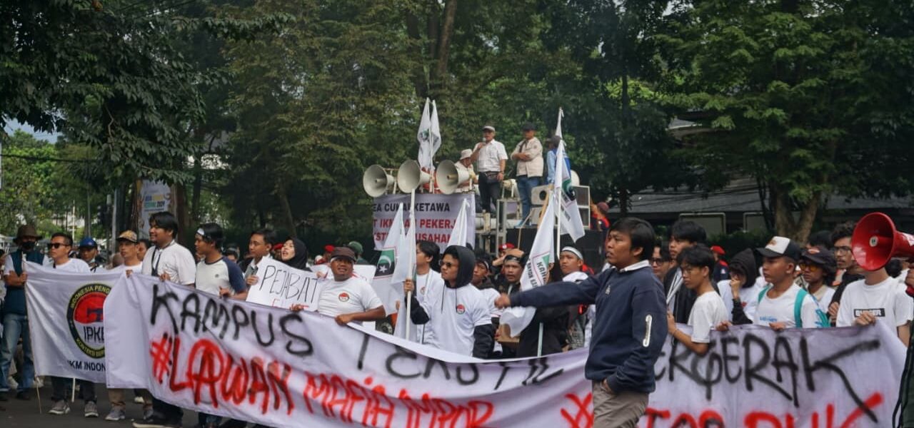 Rupiah Melemah : Indonesia Sedang Menghadapi Risiko Ekonomi yang Lebih Besar dari Sekadar Nilai Tukar
