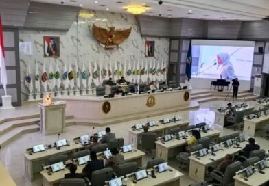 Fraksi-Fraksi DPRD Jawa Barat Beri Masukan atas Ranperda P2APBD 2025