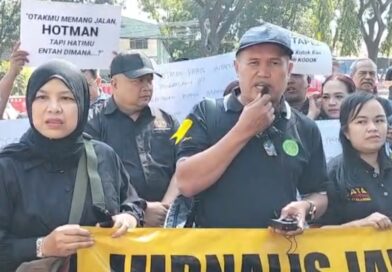 Jurnalis Jawa Barat, Gelar Aksi di Mapolda Jabar Desak Polri Tetap Usut Pengacara Hotman Paris