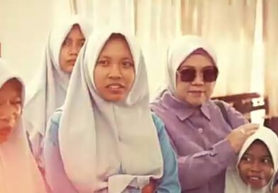 Mengukir Senyum di Pagaden,  Aksi Nyata Lina Ruslinawati Bersama KPP Jabar Sentuh Hati Anak-Anak Disabilitas