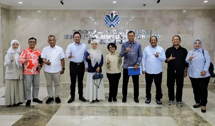 Urai Krisis Ekologis, dr. Ratnawati Bersama Pansus XV DPRD Jabar Matangkan Perda RPPLH di Kementerian LH
