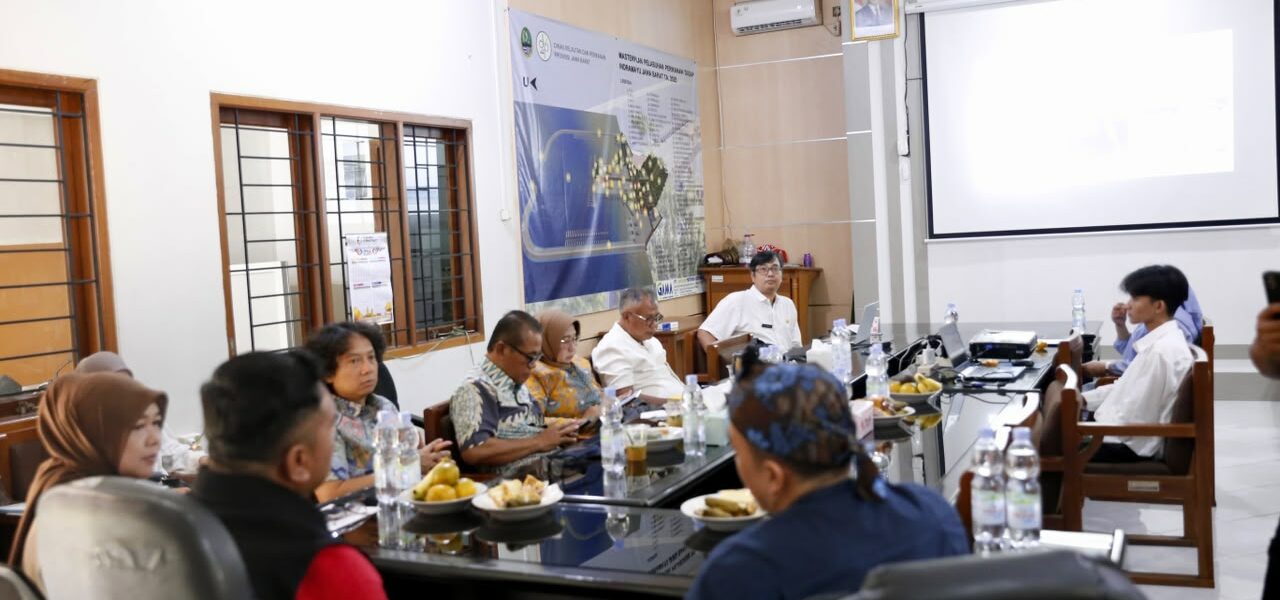 Tati Supriati Irwan Kawal Aspirasi Nelayan dan Desak Modernisasi Pelabuhan Muara Ciasem
