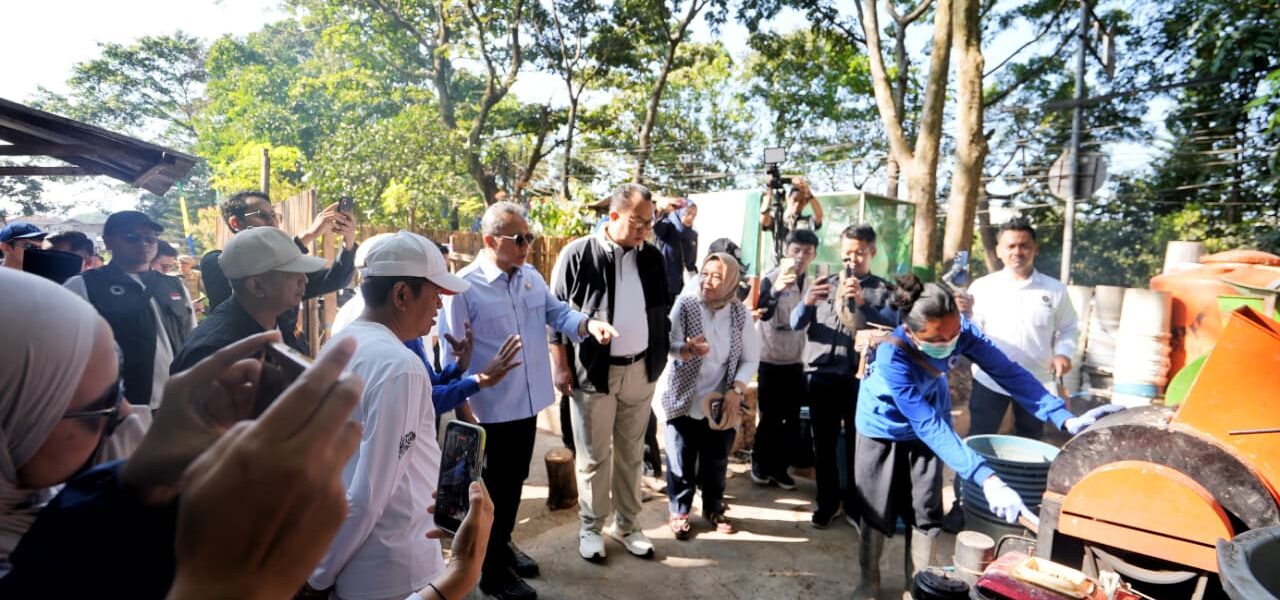 Aturan Baru KDM: Subsidi Sekolah di Jabar Kini Syaratkan Pengelolaan Sampah