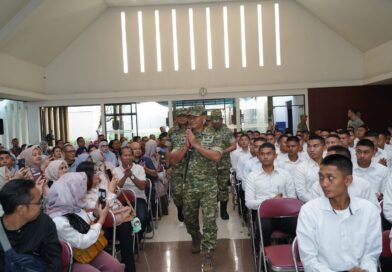 Pangdam III/Siliwangi Lepas 236 Calon Taruna Akademi TNI TA 2026 dari Bandung